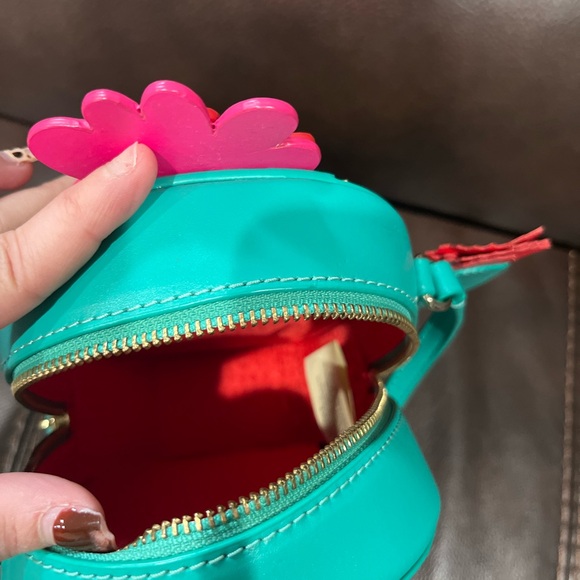 Kate spade cactus 🌵crossbody - Picture 2 of 4